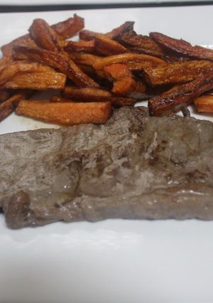 Una foto de Filete de ternera con zanahorias