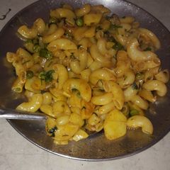 A picture of Macaroni.