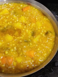 সাবুর খিচুড়ি (sabur khichuri recipe in bengali) রেসিপির প্রধান ছবি