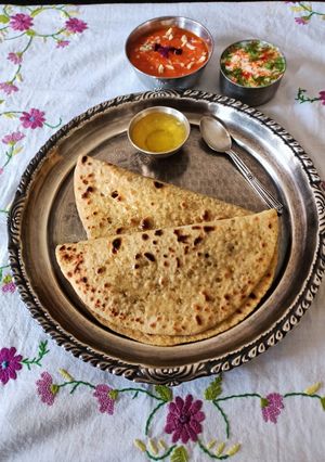 पूरन पोली (puran poli recipe in Hindi) रेसिपी मुख्य फोटो