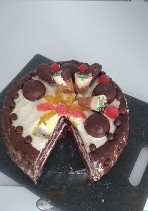 O poză a rețetei Tort cu mascarpone și jeleu de vișine.