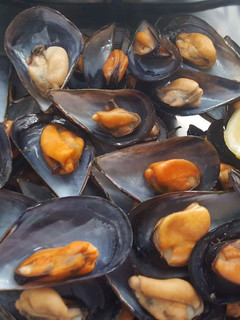 Una foto de Mejillones al vapor