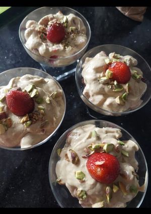Una foto de Postres de pistacchio 💚 y Fragola 🍓