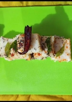 રવા ઢોકળા (rava dhokla recipe in Gujarati) રેસીપી મુખ્ય ફોટો