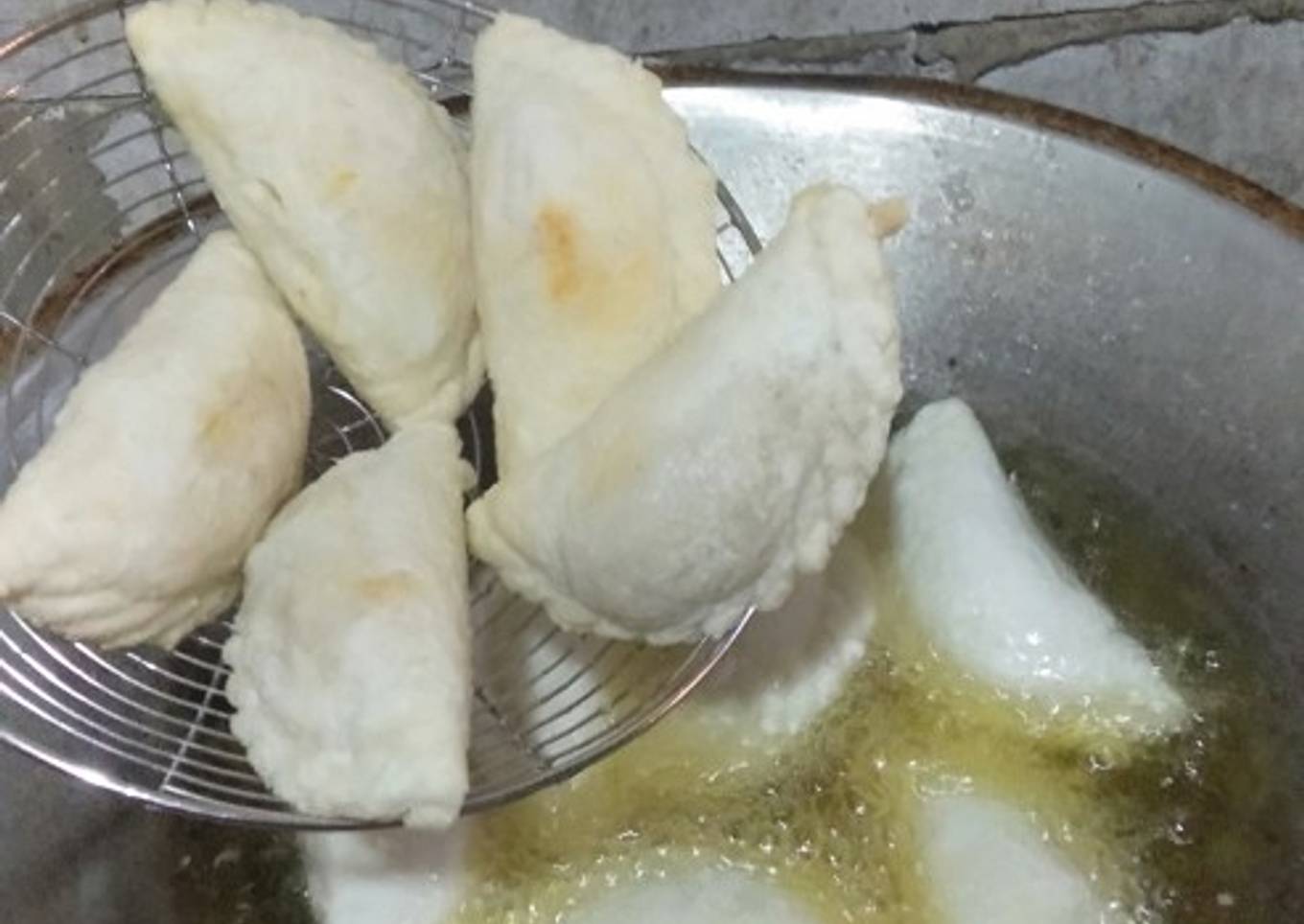 Cireng isi ayam pedas