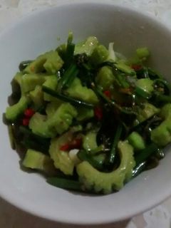 Foto resep Tumis simple pare pakis