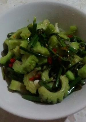 Foto resep Tumis simple pare pakis