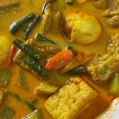 รูปของ 14. Gulai Kacang Panjang, Telur & Tahu