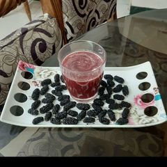 A picture of Mulberry juice.
