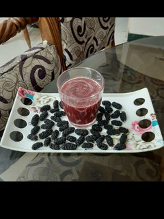 A picture of Mulberry juice.
