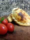 Empanadas de asado y chorizo
