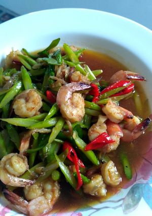 Foto resep Asparagus with shrimp