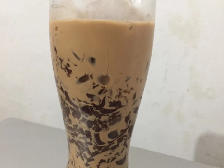 Cara Mudah Membikin Resep Es capucino cincau KW (DEBM) yang Uenak Anti Ribet, Bikin Ngiler