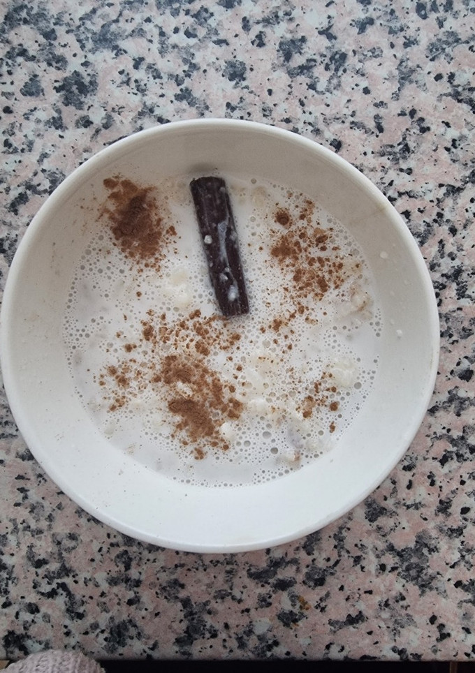 Una foto de Arroz con leche en olla gm modelo D