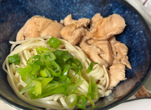 雞肉乾拌麵 的食譜成品照片