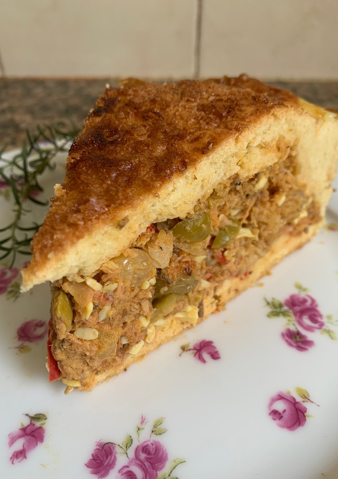 Una foto de Torta o empanada gallega