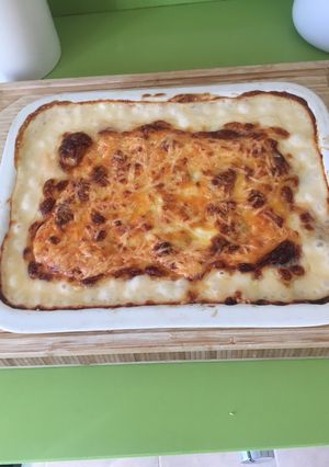 Una foto de Pollo con champiñones gratinado