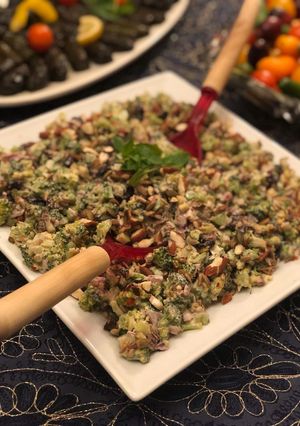 صورة لوصفة سلطة البروكلي 🥦 بالcranberry واللوز