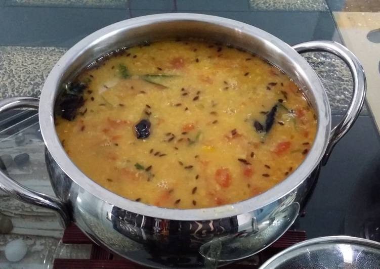 Hyderabadi Khatti Daal with Mixed Lentils