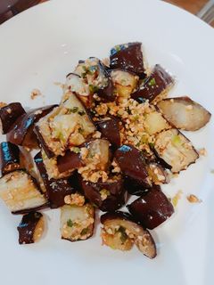 Hình của món Cà tím nướng mỡ hành.