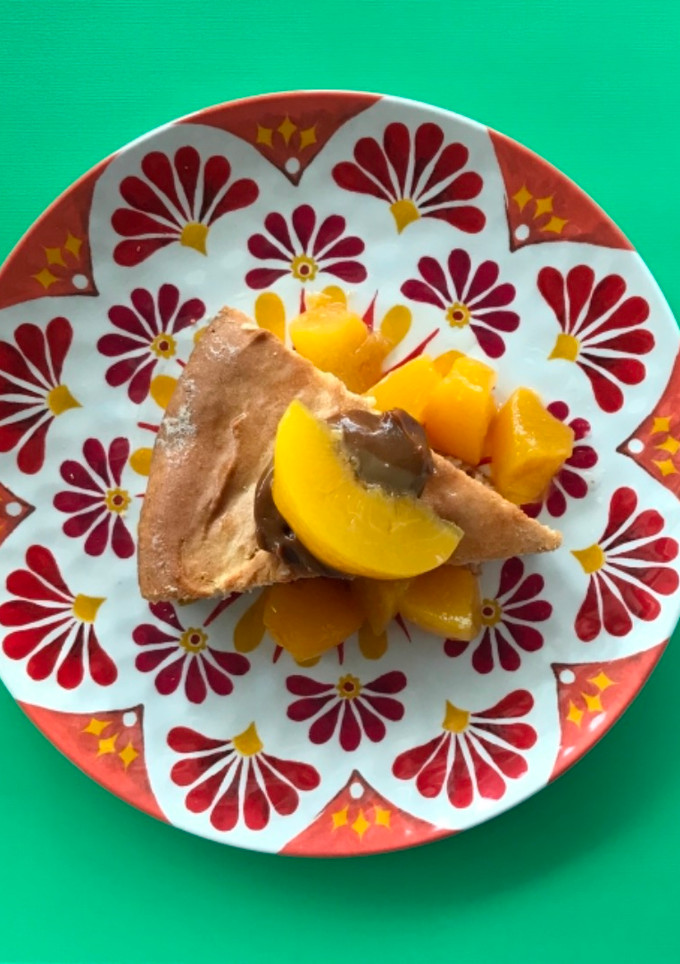 Una foto de Bizcocho de Almendras y Yogurt