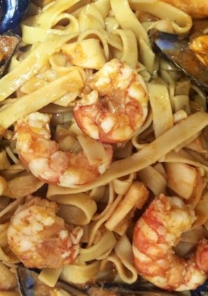 Una foto de Tagliatelle marinera