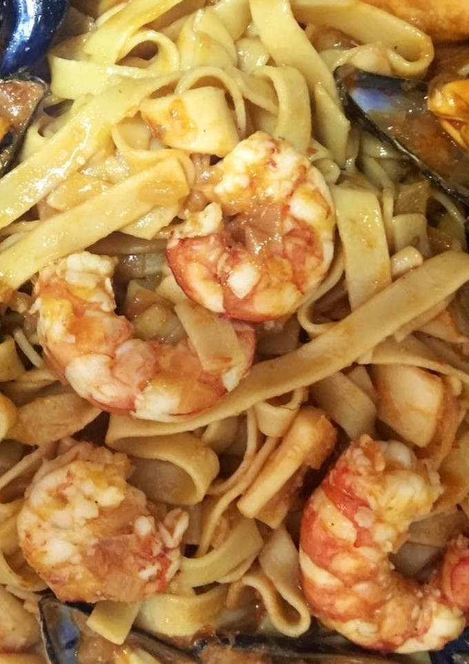 Una foto de Tagliatelle marinera