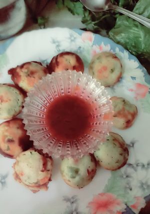 A picture of Veggie appam.