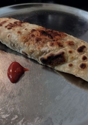 চিলি পনির রোল(chilli paneer roll recipe in Bengali) রেসিপির প্রধান ছবি
