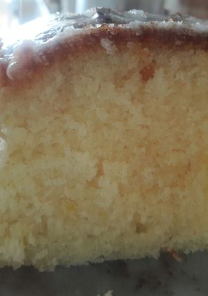 Una foto de Budín de limón. Muy ricooo y fácil