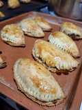 Empanaditas de chiverre, piña, o dulce de leche con masa 3 2 1