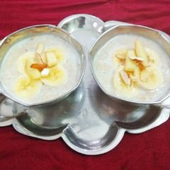 A picture of Fruits Nuts Porridge - Leftover Rotis.
