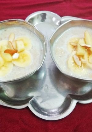 A picture of Fruits Nuts Porridge - Leftover Rotis.