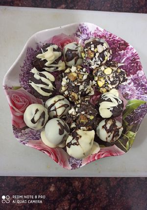 A picture of Chocolate truffles.