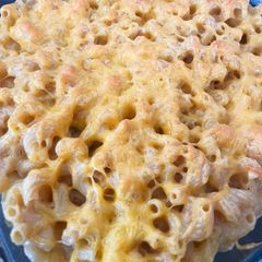 Easy Baked Macaroni and Cheese🧀 A picture of Easy Baked Macaroni and Cheese🧀.