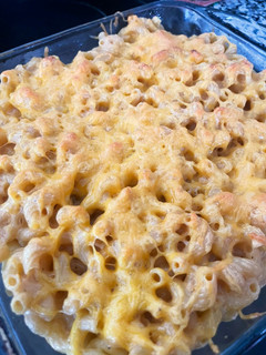 A picture of Easy Baked Macaroni and Cheese🧀.