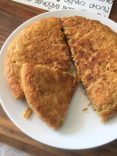 Una foto de Tortilla de papas fritas