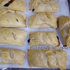รูปของ Roti puff isi selai