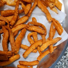 A picture of Masala Nimki.