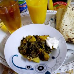 A picture of Palak,methi,soya,aloo.