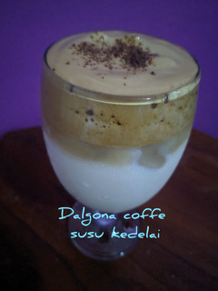 Foto resep Dalgona Coffe Susu Kedelai