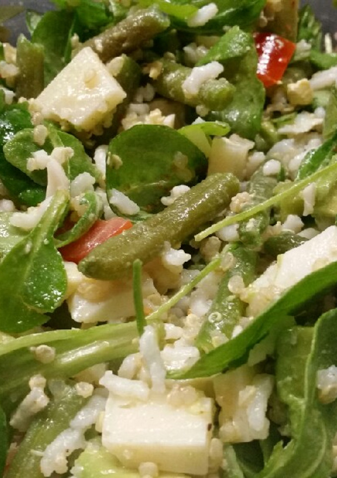 Una foto de Ensalada tutti-Taper del martes