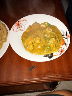 A picture of Chicken in peanut sauce.