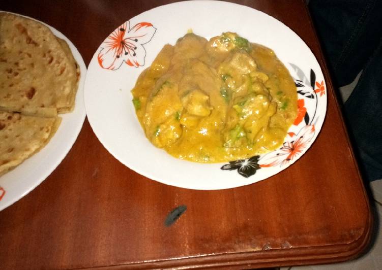 Chicken in peanut sauce