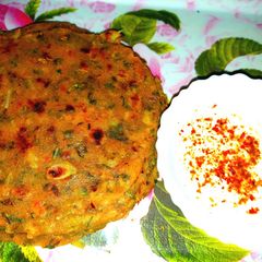 A picture of Green Garlic Paratha.