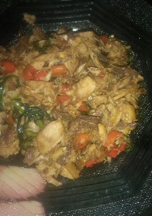 Foto resep Tumis kangkung cakalang tengah malam 😂😅