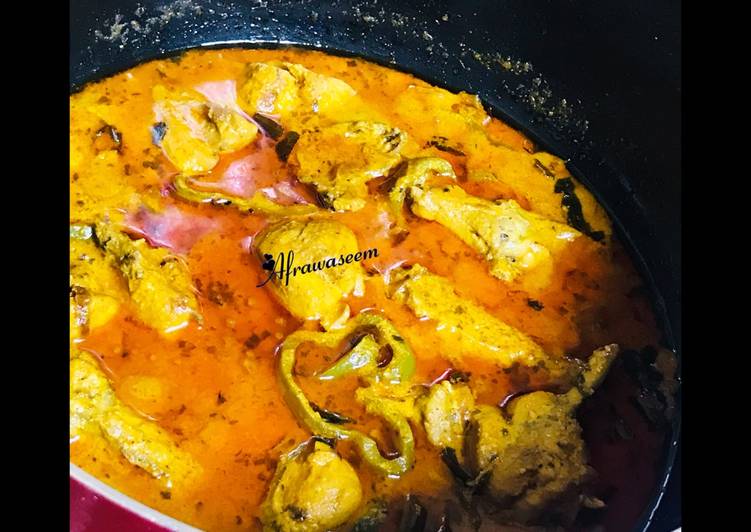 How to Prepare Recipe of Tomato capsicum grilled chicken gravy