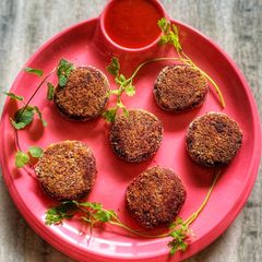 A picture of Beetroot cutlets beetroot aloo tikki.
