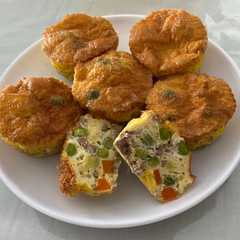 Beef Mix Vege Cup-Egg রেসিপির প্রধান ছবি