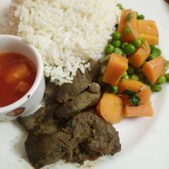 A picture of Dry fried liver, boiled rice and mixed vegetables.